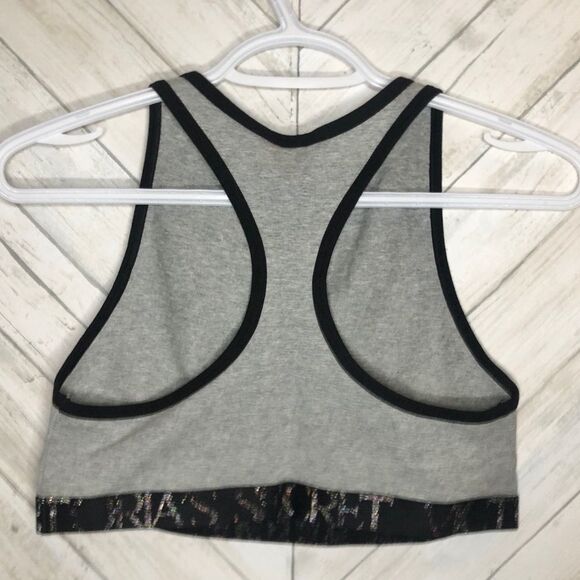 Victoria’s Secret high neck unlined sports bra - Picture 4 of 5